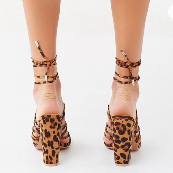 NEW Sexy Strappy Heels - Picture 4 of 5